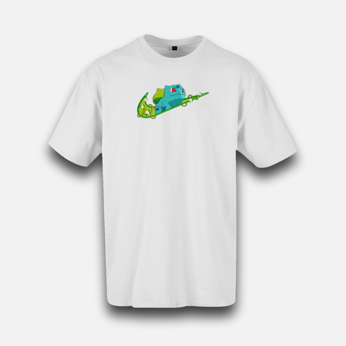 Bulbizarre Swoosh Custom | Pokémon | T-Shirt brodé